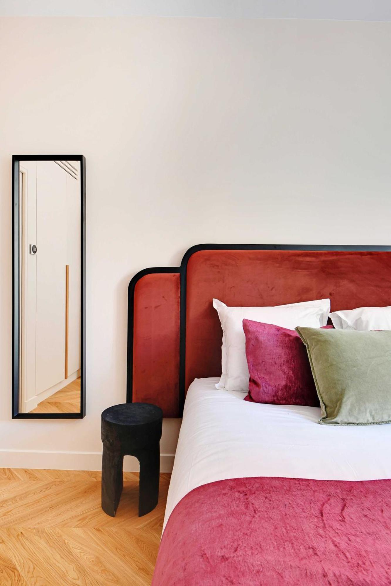 Parisian With Air Conditioning Eiffel Tower Appartement Parijs