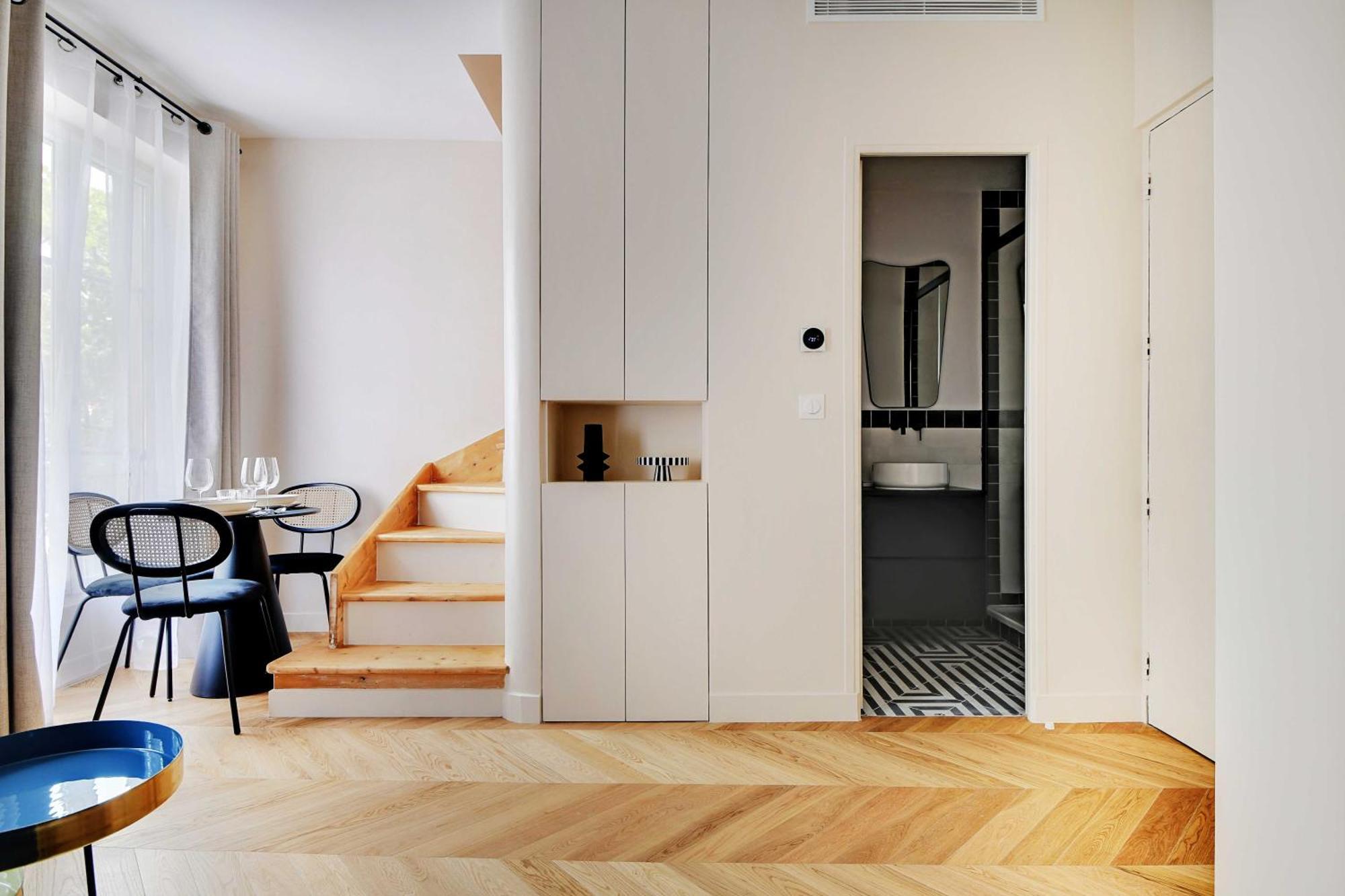 Parisian With Air Conditioning Eiffel Tower Appartement