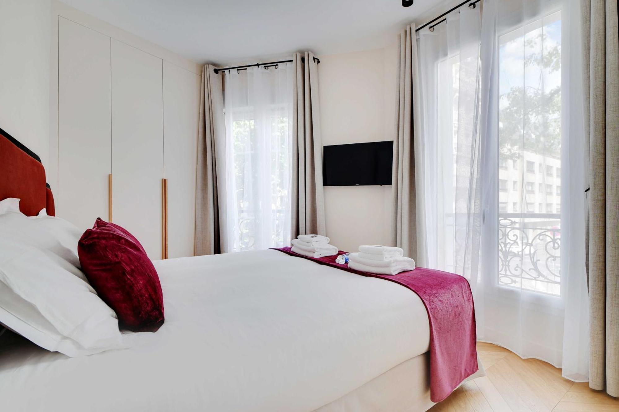 Appartement Parisian With Air Conditioning Eiffel Tower Parijs